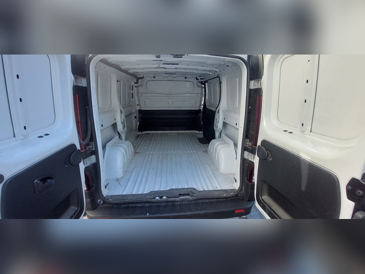 Renault Trafic 2.0 120cv foto 5